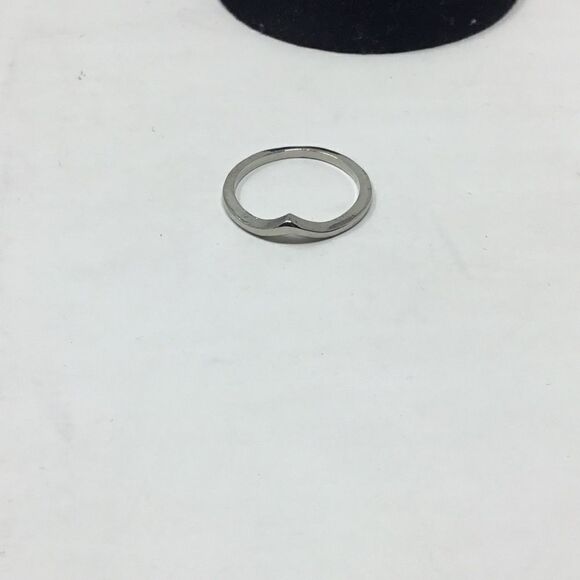 Silver Plated Curved Band Ring (H15) - Picture 5 of 5